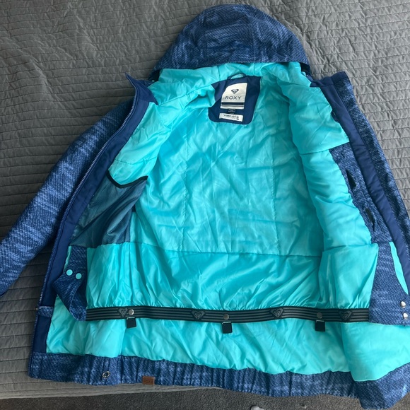 Women’s Roxy Snow Jacket - Picture 2 of 3